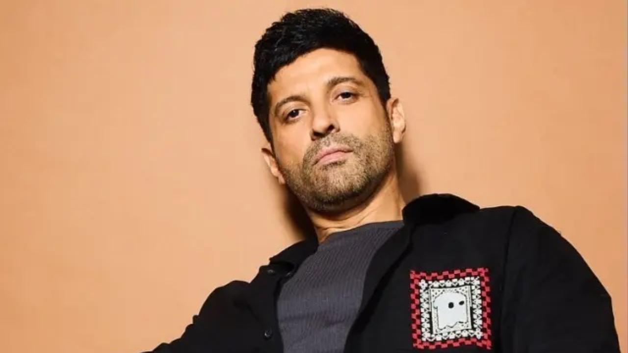 Farhan Akhtar remembers Major Shaitan Singh Bhati on 101st birth anniversary